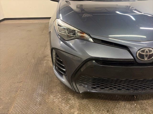 Used 2018 Toyota Corolla SE image 2