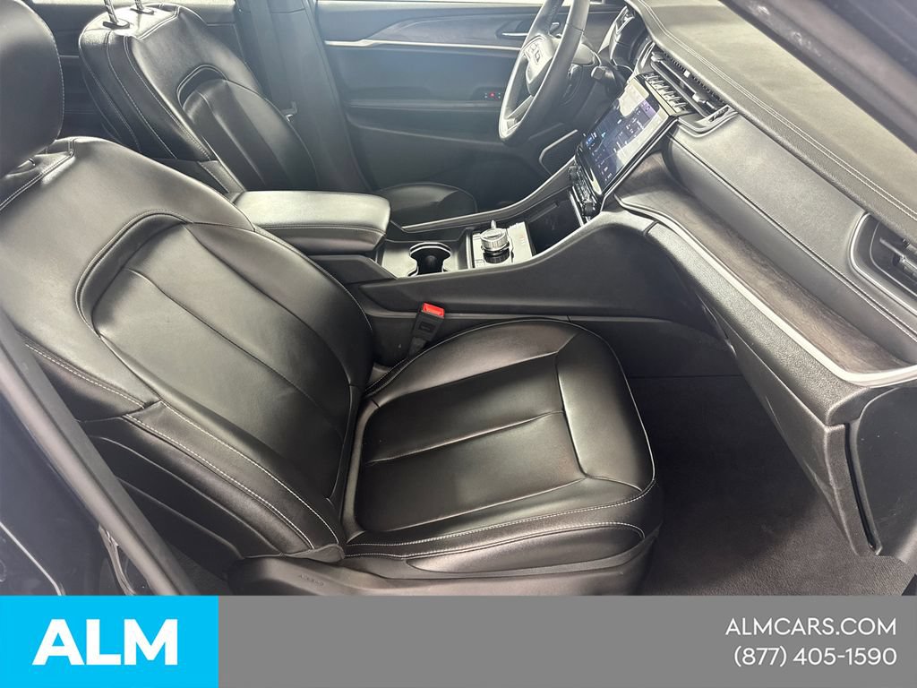 Used 2024 Jeep Grand Cherokee Limited 4xe AWD/4WD image 16