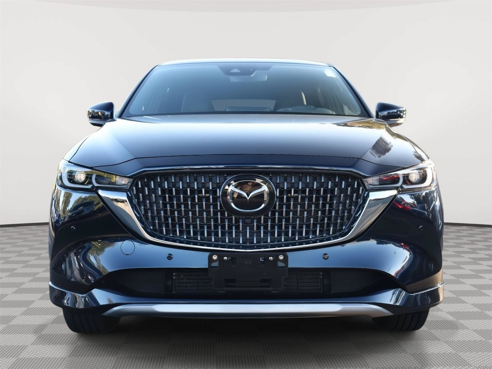 Used 2025 MAZDA CX-5 Signature AWD/4WD image 2