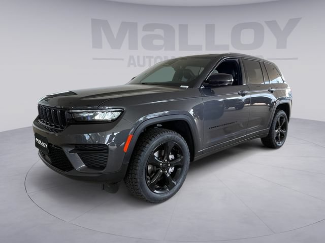 Used 2023 Jeep Grand Cherokee Altitude AWD/4WD image 1