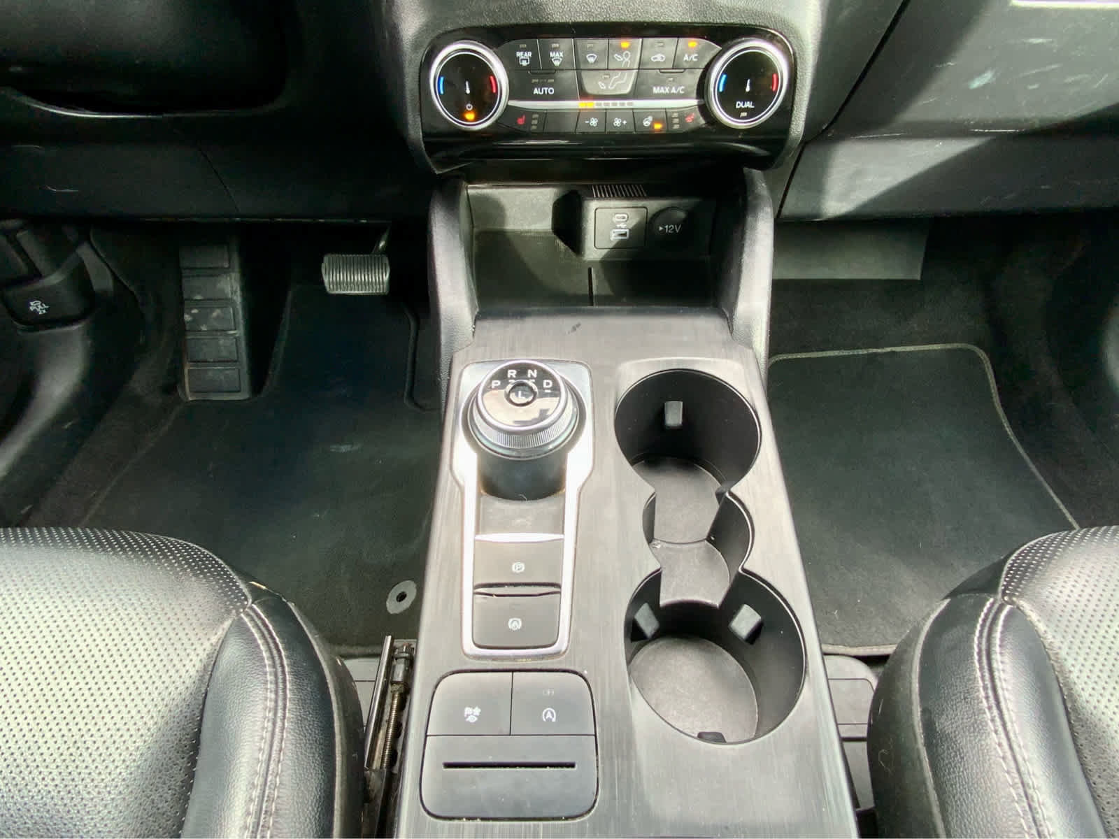 Used 2022 Ford Escape SEL image 38