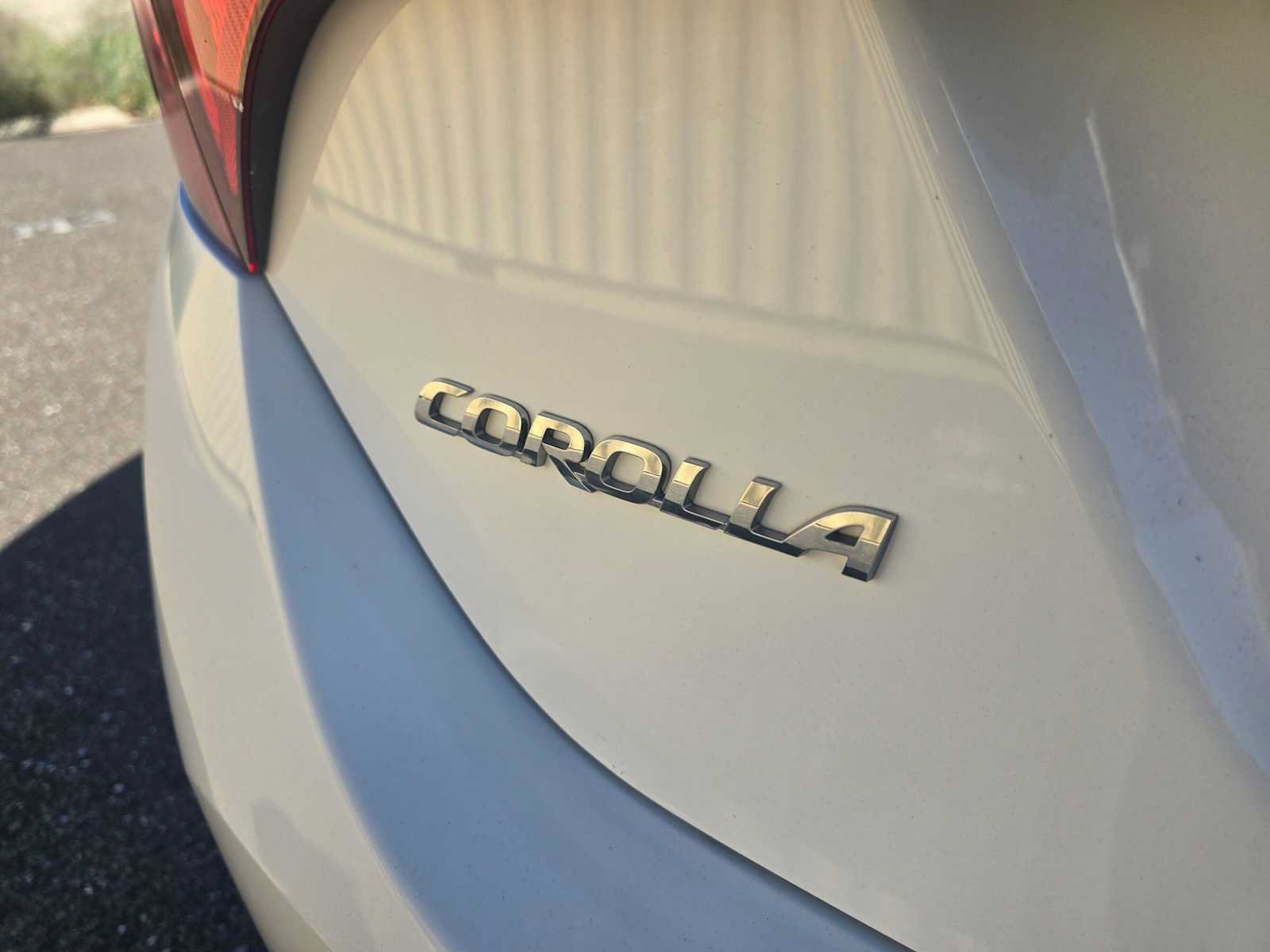 Used 2019 Toyota Corolla XSE FWD image 13