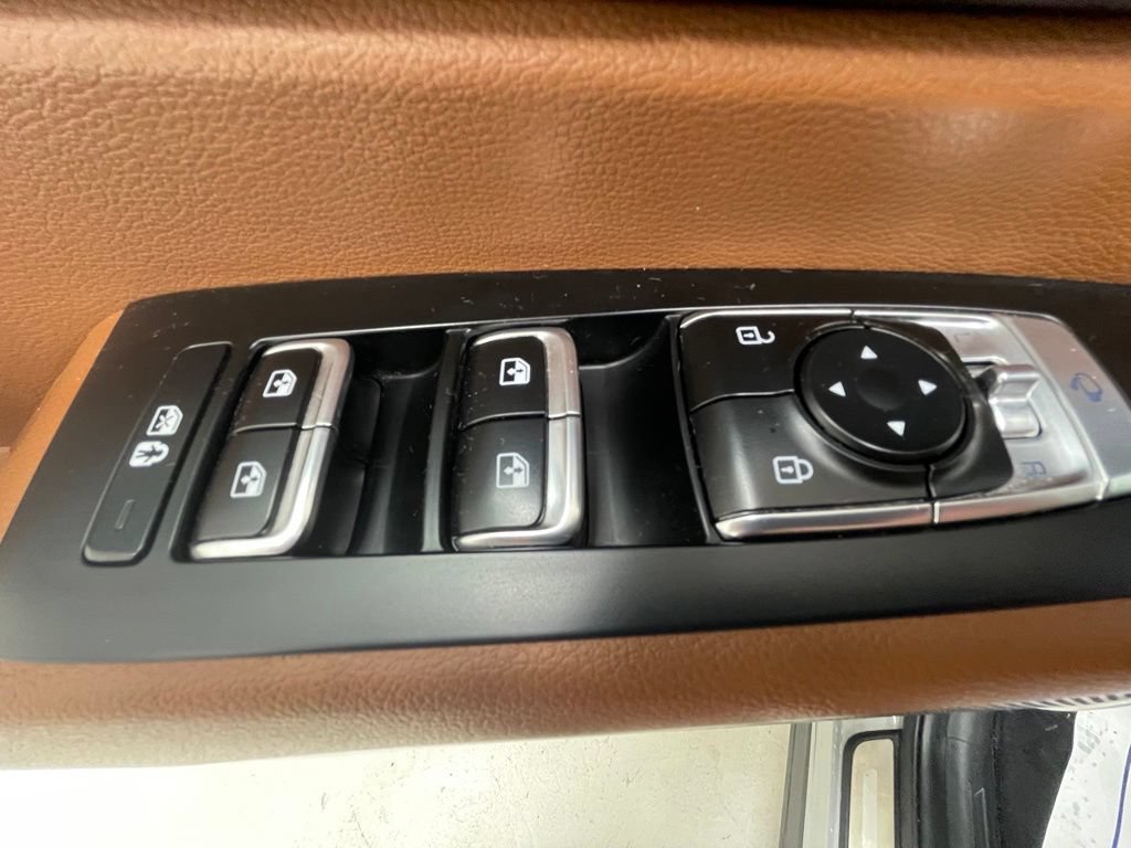 Used 2024 Kia Telluride SX Prestige X-Pro AWD/4WD image 12