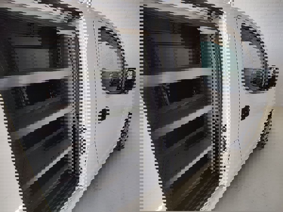 Used 2021 Nissan NV200 S image 11