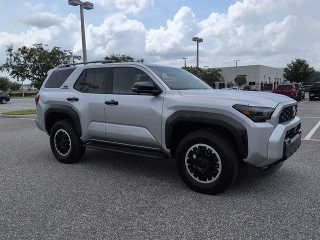 Certified 2025 Toyota 4Runner TRD Off-Road Premium AWD/4WD image 2