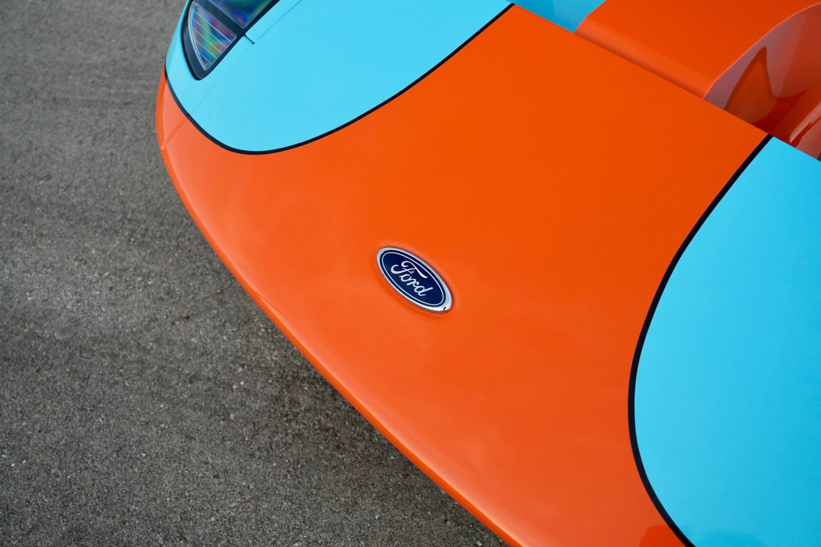 Used 2006 Ford GT image 15