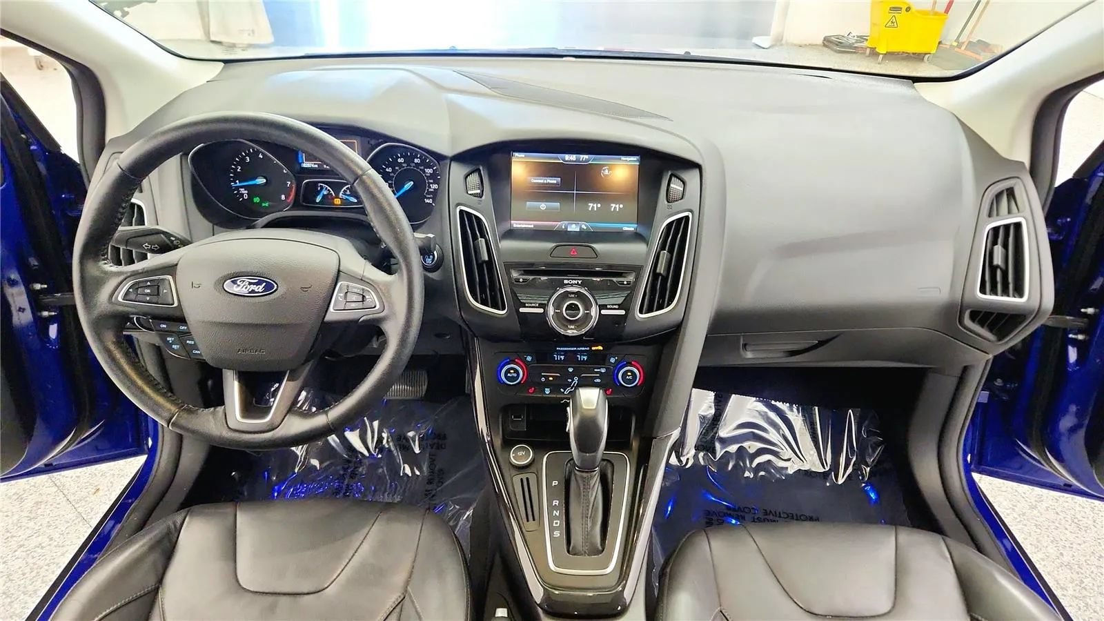 Used 2015 Ford Focus Titanium FWD image 36