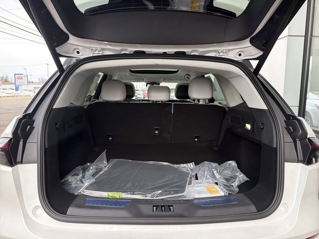 New 2026 Lincoln Nautilus Premier w/ Equipment Group 102A image 12