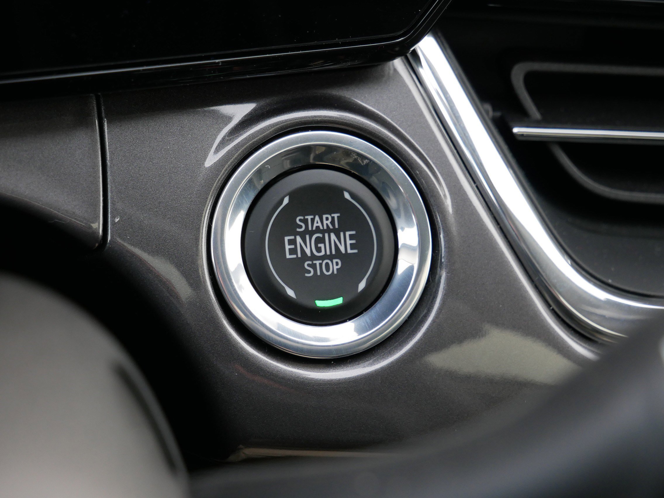 New 2026 Chevrolet Trax ACTIV w/ Sunroof Package image 27