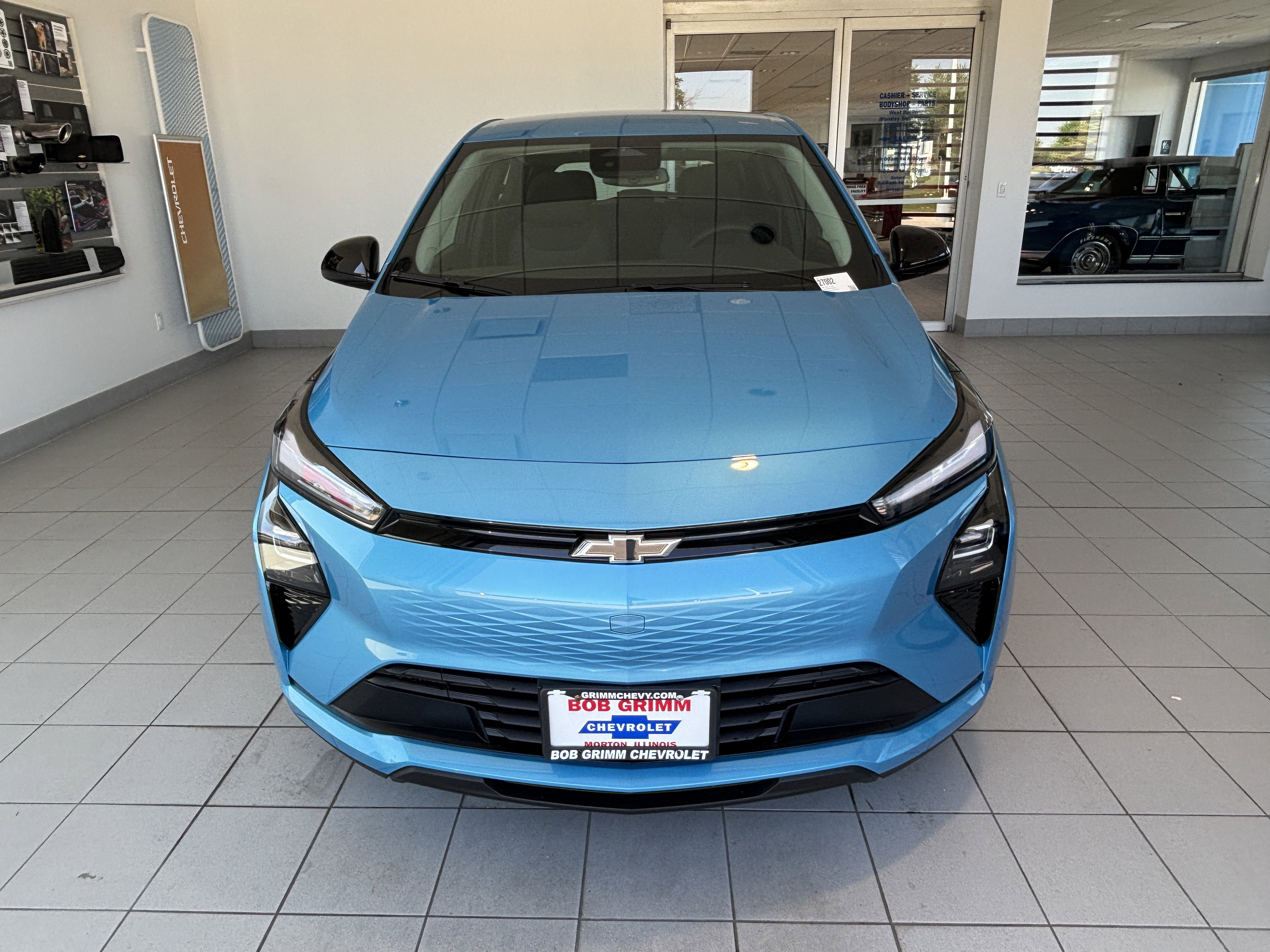 New 2027 Chevrolet Bolt LT w/ Comfort Package FWD image 5