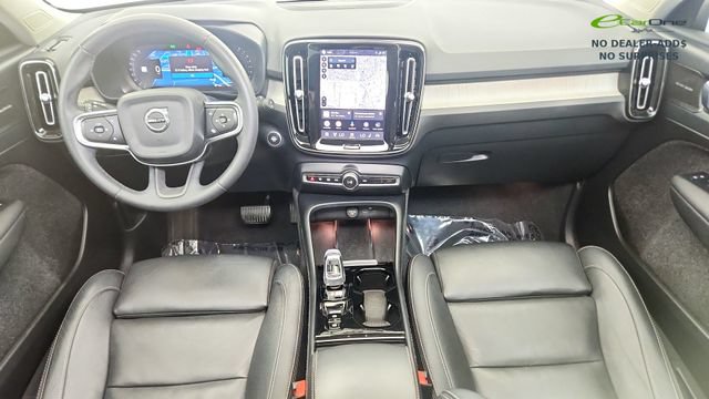 Used 2024 Volvo XC40 B5 Plus w/ Protection Package Premier AWD/4WD image 53