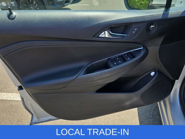 Used 2017 Chevrolet Cruze Premier FWD image 26