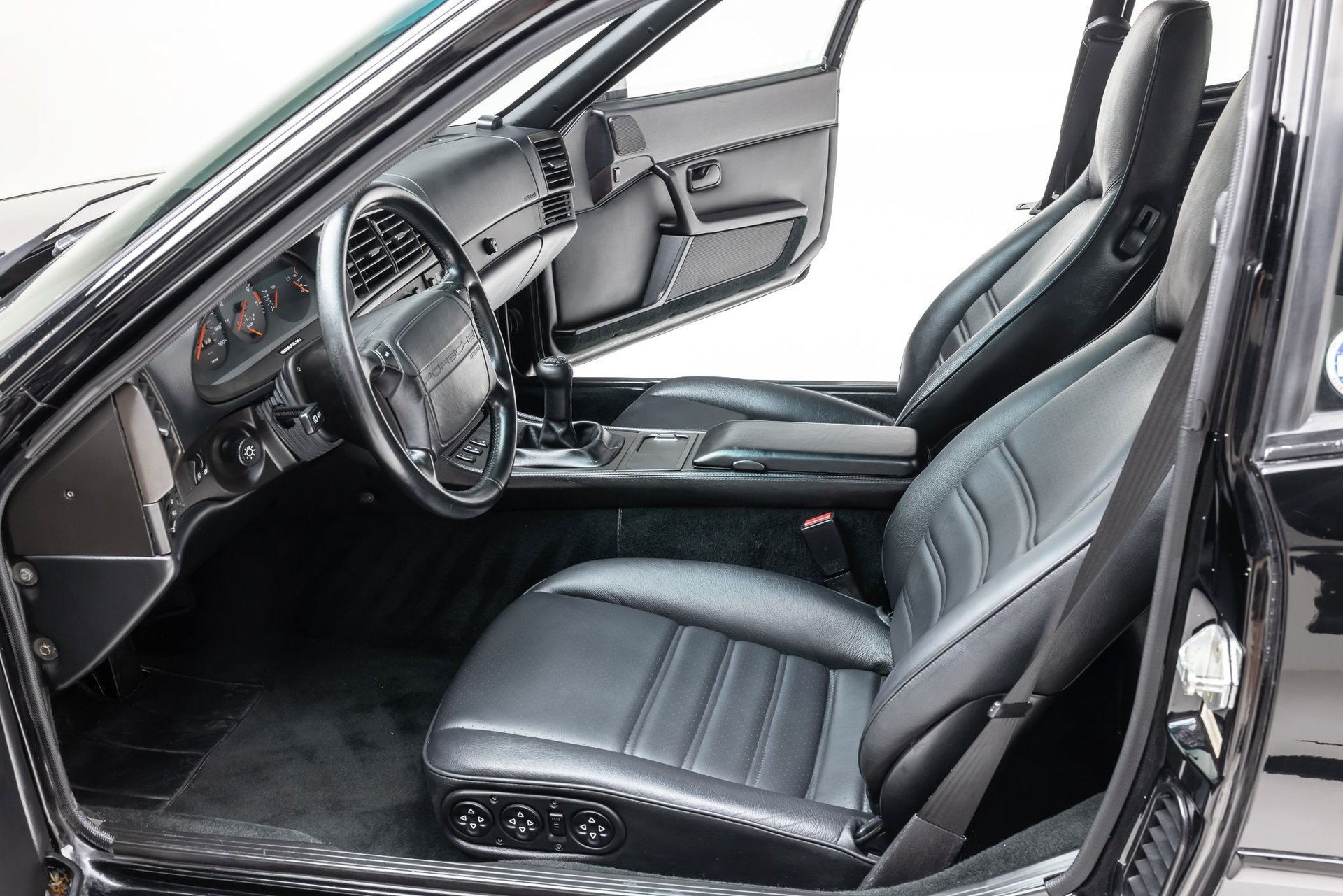 Used 1989 Porsche 944 Turbo RWD image 12