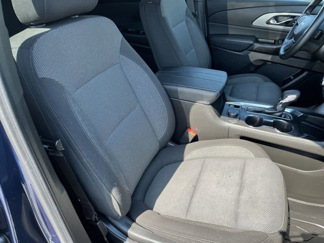 Used 2023 Chevrolet Traverse LT w/ LPO, Floor Liner Package AWD/4WD image 27