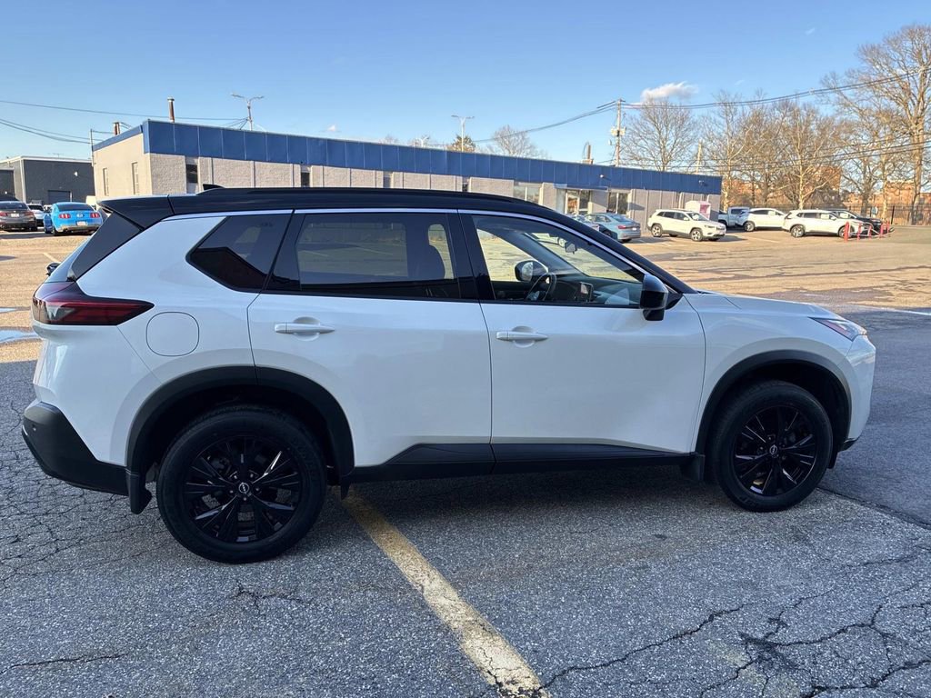 Certified 2023 Nissan Rogue SV w/ SV Premium B Package image 8