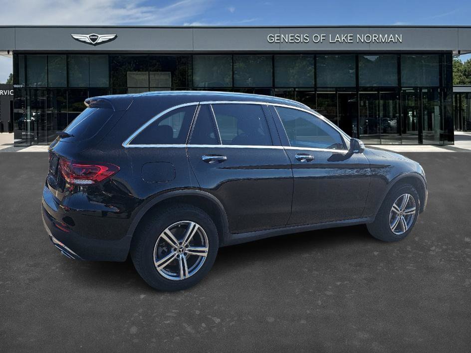 Used 2022 Mercedes-Benz GLC 300 image 4