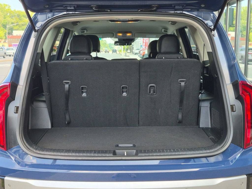 Certified 2023 Kia Telluride S AWD/4WD image 9