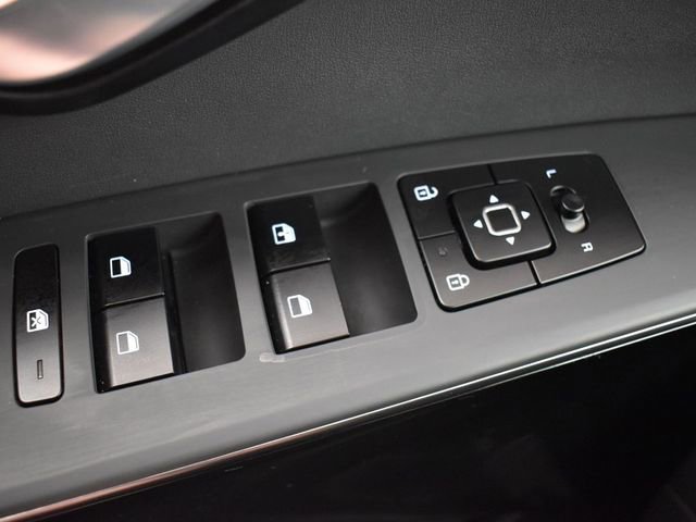 Certified 2025 Kia Niro Wind image 27