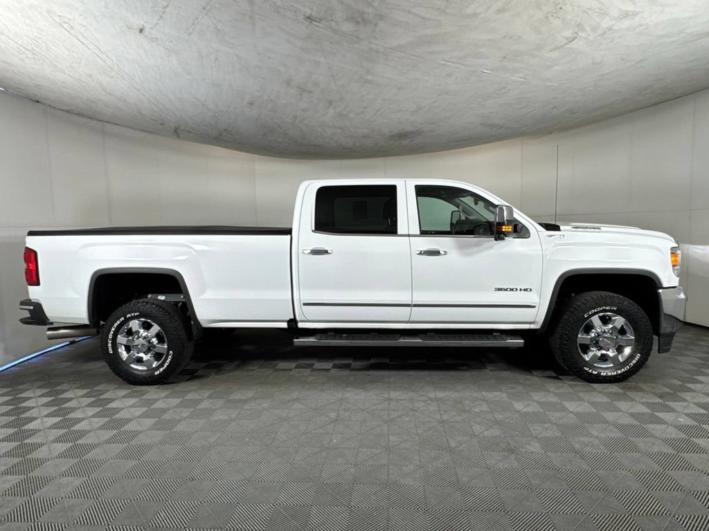 Used 2018 GMC Sierra 3500 SLT w/ Duramax Plus Package AWD/4WD image 4