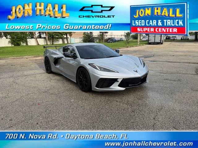 Used 2027 Chevrolet Corvette Stingray Coupe RWD image 1
