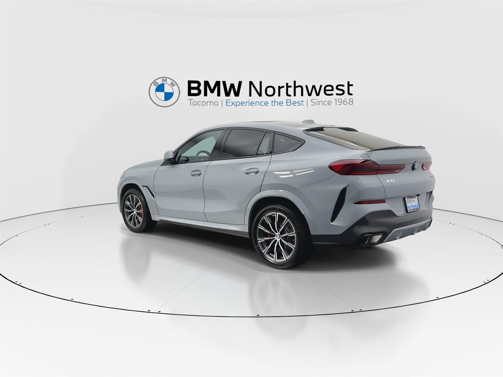 New 2026 BMW X6 xDrive40i image 12