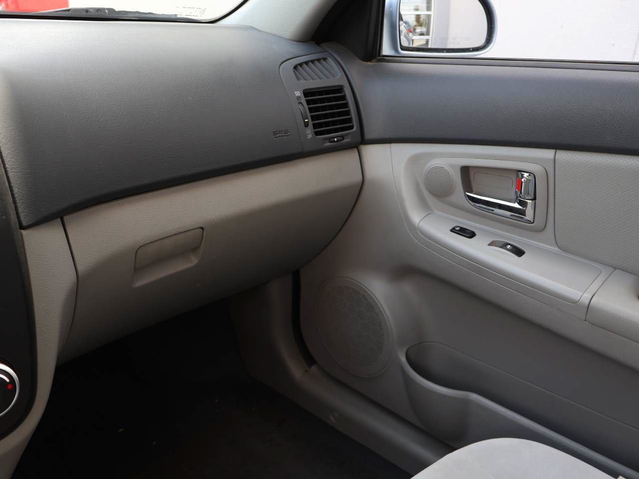 Used 2008 Kia Spectra EX FWD image 14