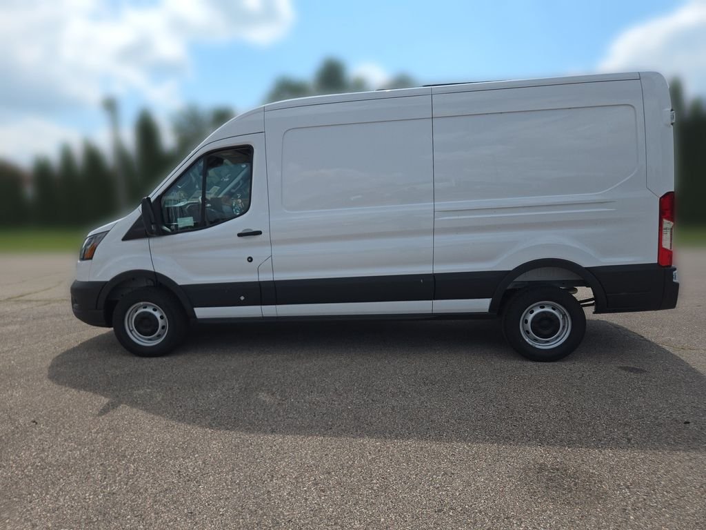 New 2026 Ford Transit 250 148 Medium Roof RWD image 2