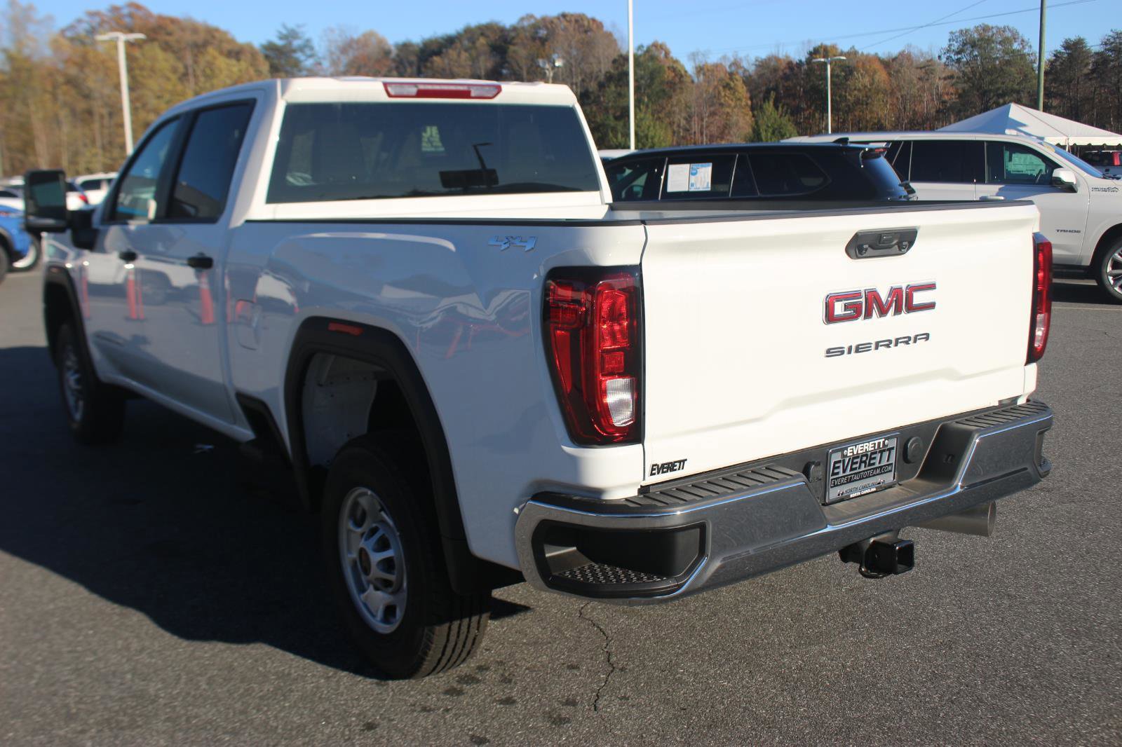 New 2025 GMC Sierra 2500 Pro w/ Convenience Package AWD/4WD image 6
