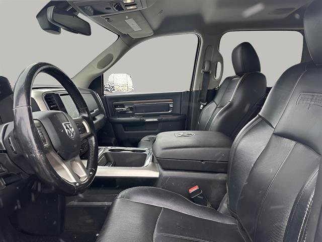 Used 2017 RAM 1500 Laramie w/ Convenience Group AWD/4WD image 8