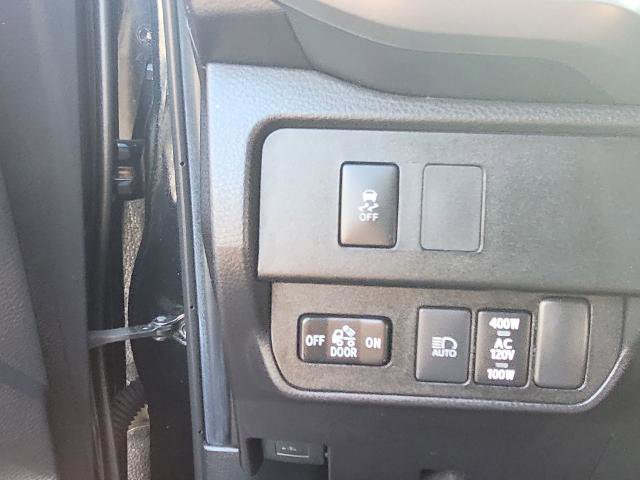 Used 2022 Toyota Tacoma TRD Sport w/ Technology Package AWD/4WD image 18