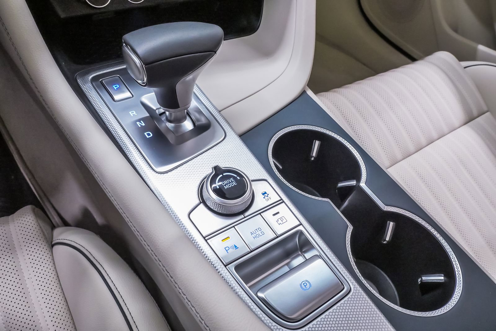 Certified 2026 Genesis G70 2.5T Prestige image 18