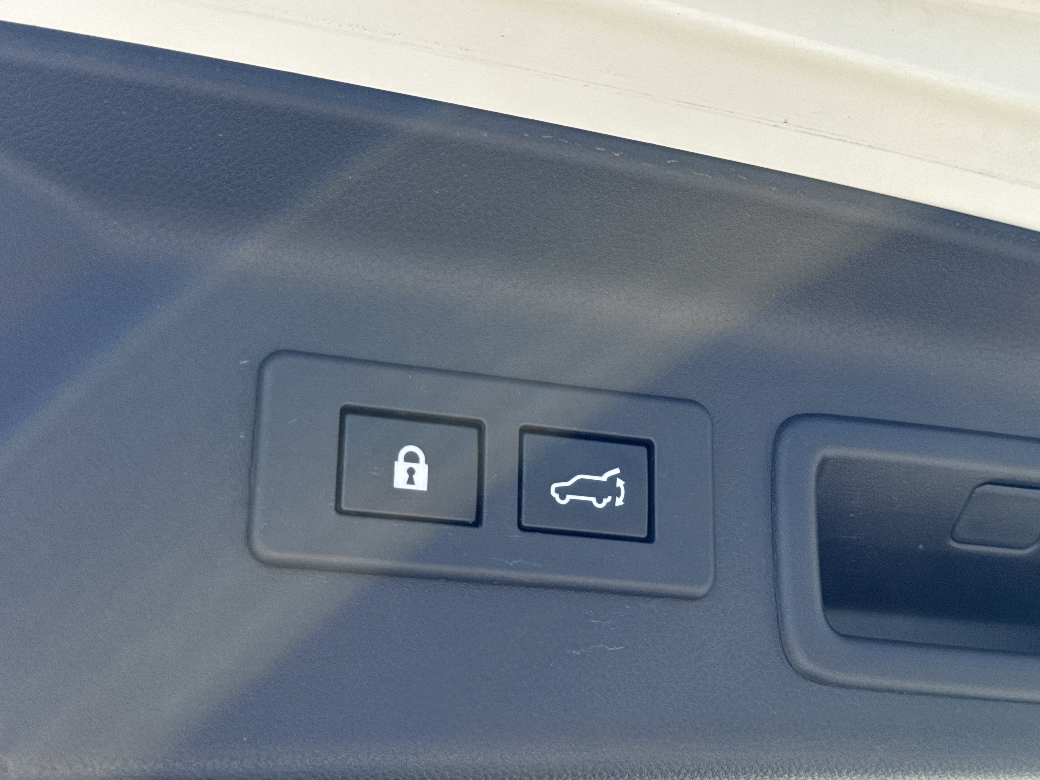 Certified 2025 Subaru Forester Touring AWD/4WD image 28