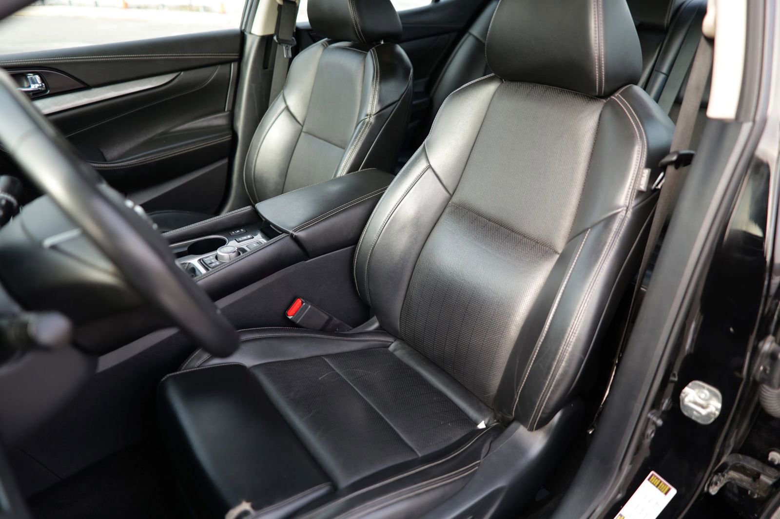 Used 2018 Nissan Maxima 3.5 SV image 17