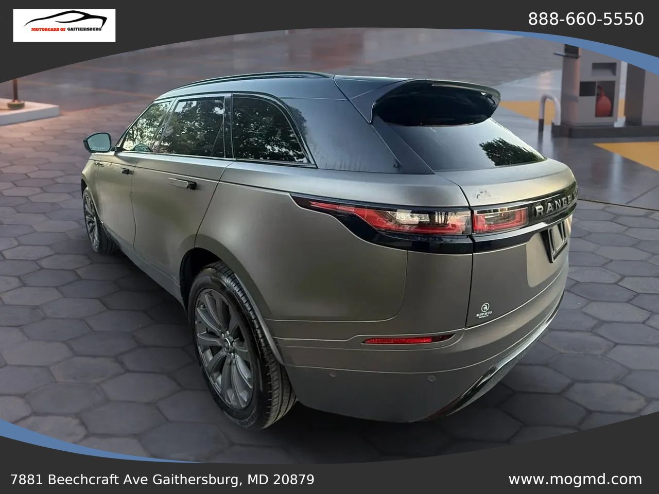 Used 2019 Land Rover Range Rover Velar R-Dynamic SE AWD/4WD image 5