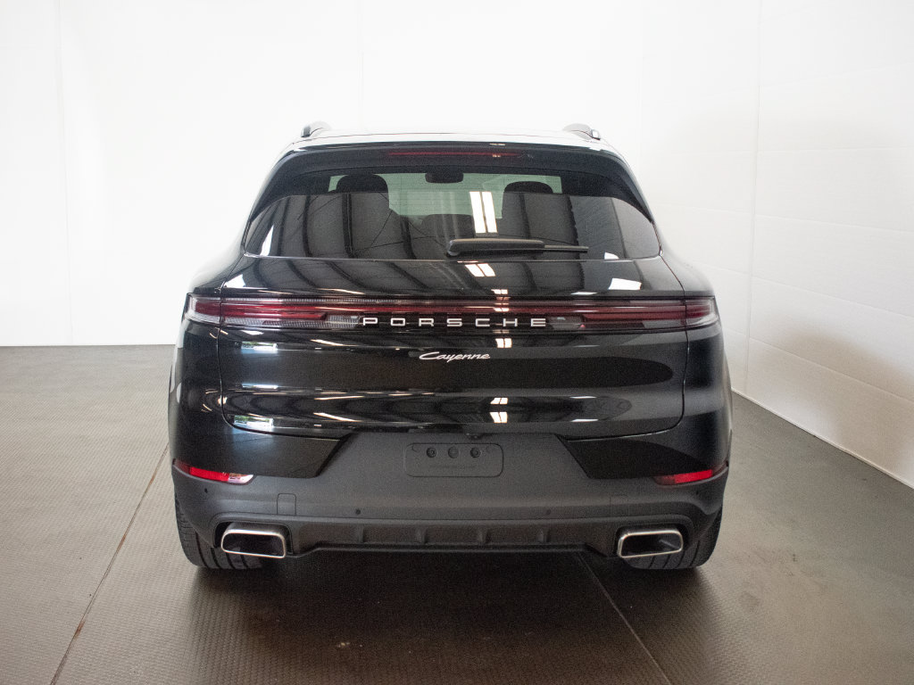 New 2026 Porsche Cayenne AWD/4WD image 6