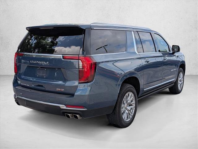 Used 2025 GMC Yukon XL Denali w/ Sun & Power Step Package AWD/4WD image 6