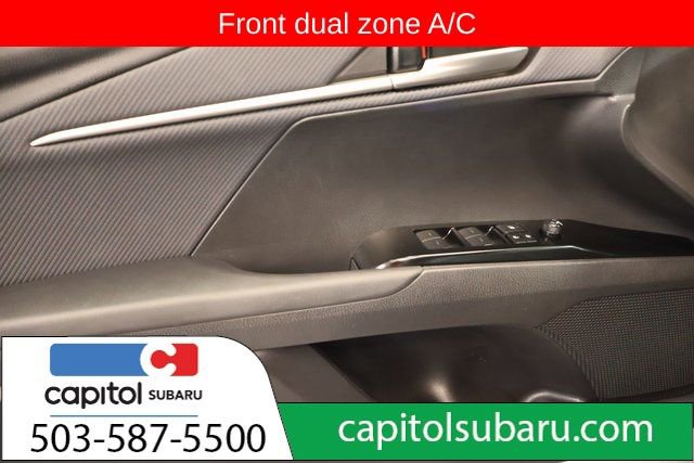 Used 2025 Toyota Camry SE image 11
