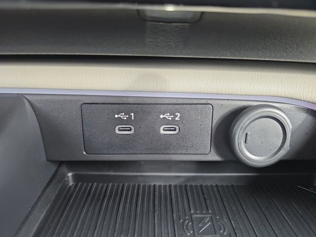 New 2026 Nissan Sentra SL w/ Floor Mat Package image 6