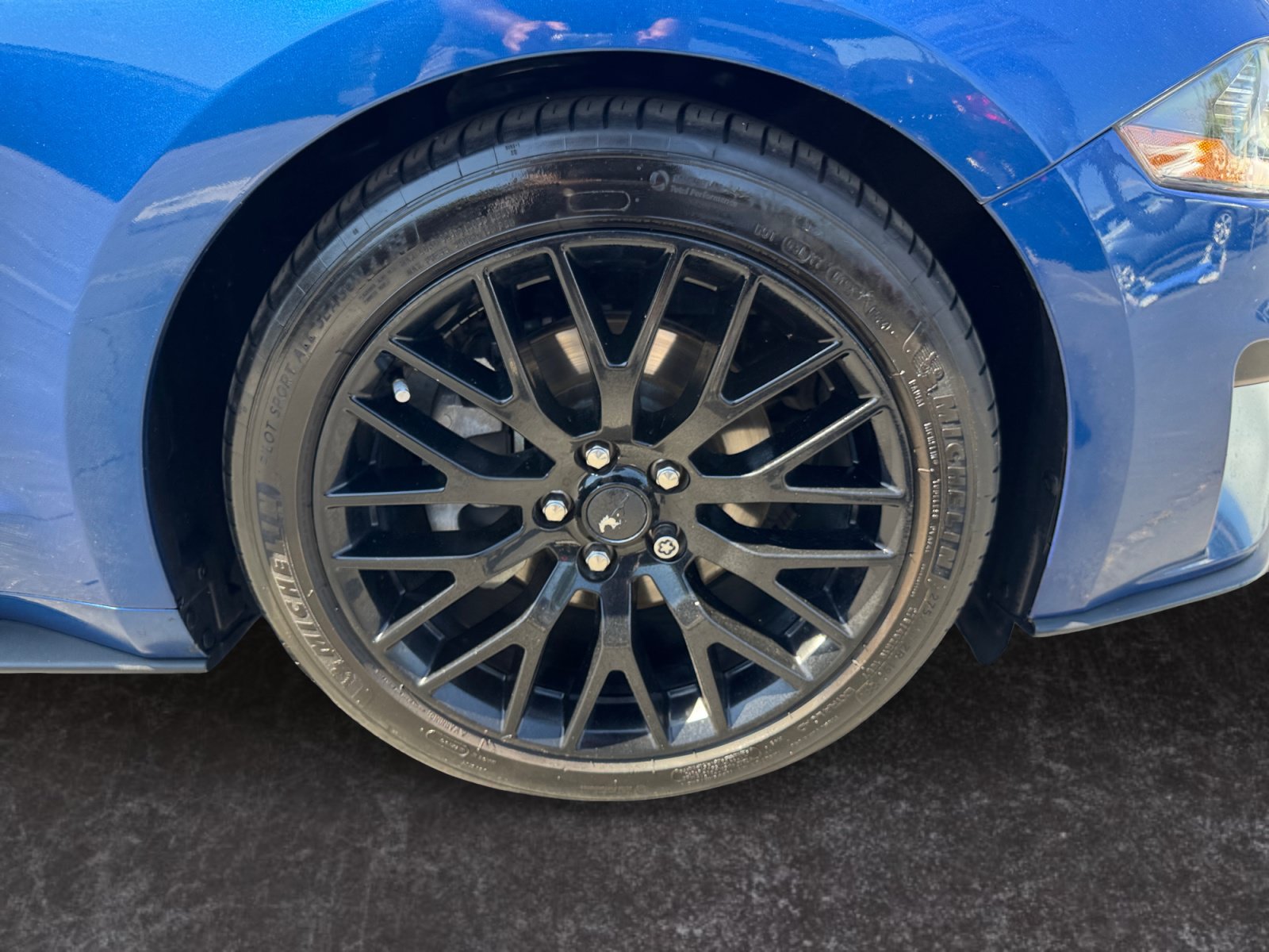 Used 2022 Ford Mustang Coupe RWD image 14