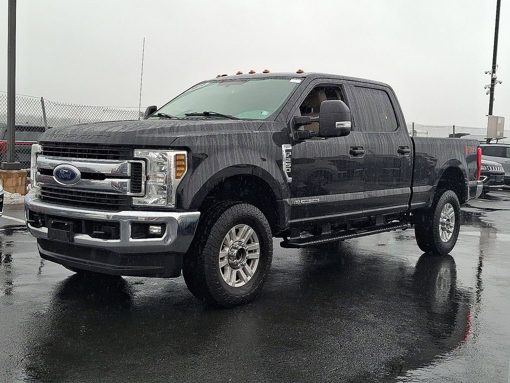 Used 2019 Ford F250 XLT w/ XLT Value Package image 3