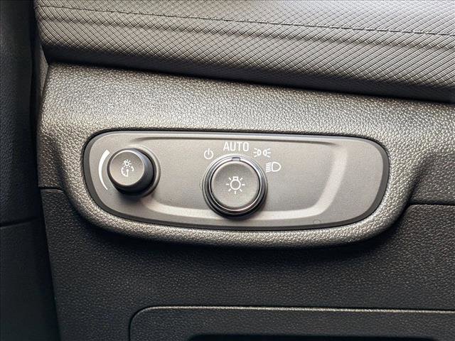 Used 2025 Chevrolet TrailBlazer LT image 12