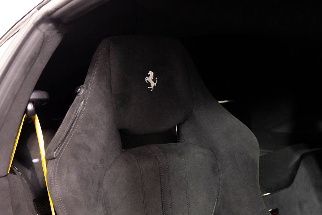 Used 2023 Ferrari 812 Competizione RWD image 46