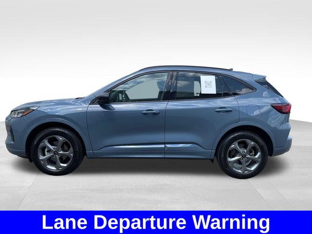 Used 2024 Ford Escape ST-Line w/ Tech Pack #1 AWD/4WD image 2