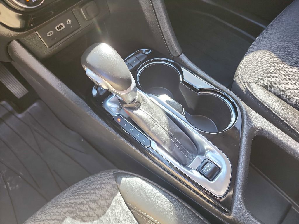 Used 2023 Buick Encore GX Select image 25