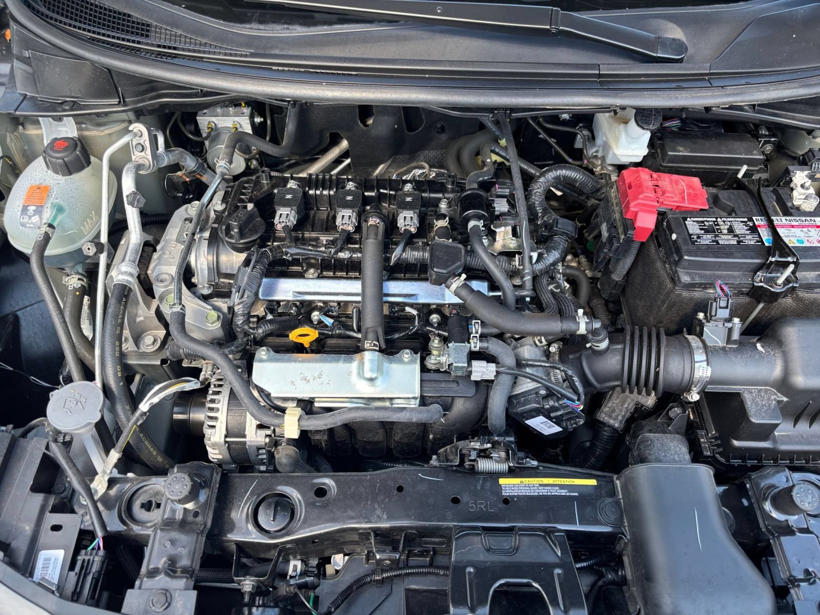 Used 2025 Nissan Versa SV FWD image 30
