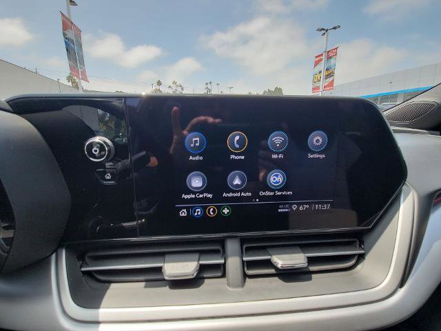 Used 2024 Chevrolet Trax RS FWD image 13