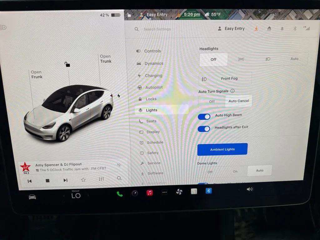 Used 2021 Tesla Model Y Long Range AWD/4WD image 41