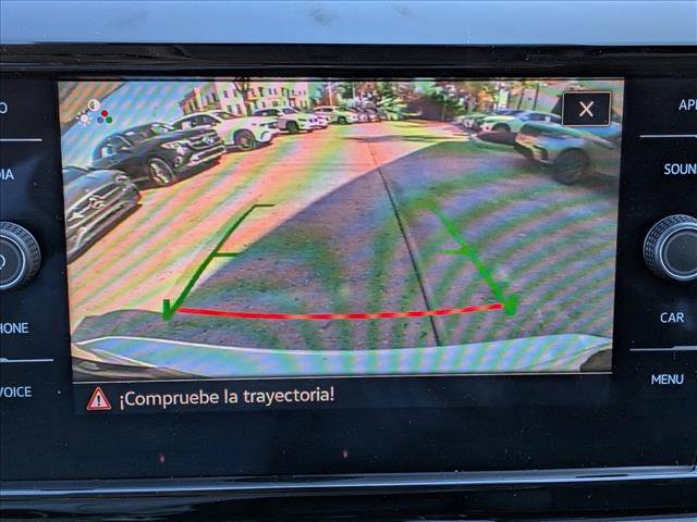 Used 2024 Volkswagen Taos SE image 11