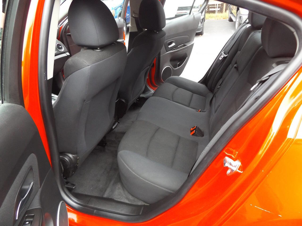 Used 2016 Chevrolet Cruze LT w/ Sun And Sound Package image 16