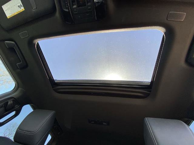 Used 2024 Lexus GX 550 w/ Cold Area Package AWD/4WD image 14